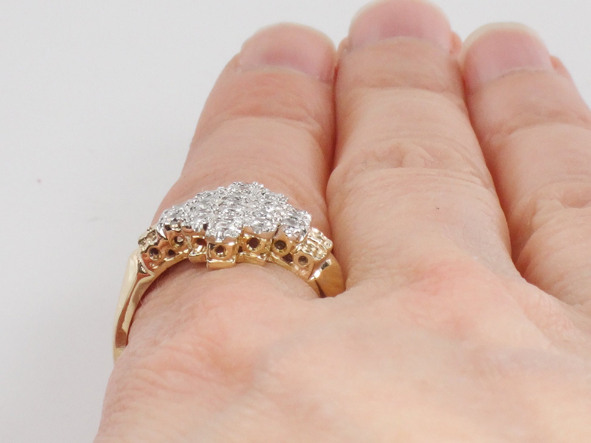Vintage 14k Gold Natural Diamond Cluster Ring: Floral Retro Style, 0.75 CT, Size 9.25