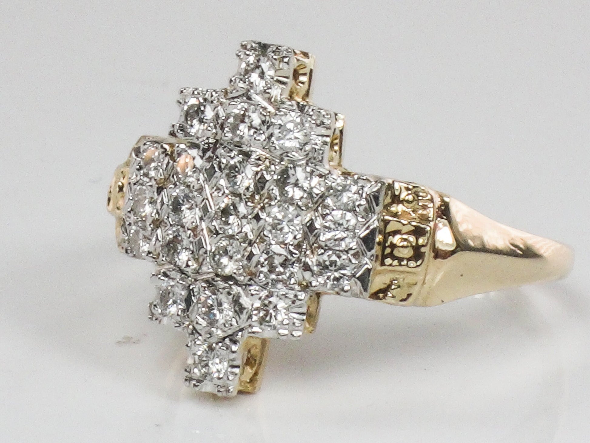 Vintage 14k Gold Natural Diamond Cluster Ring: Floral Retro Style, 0.75 CT, Size 9.25