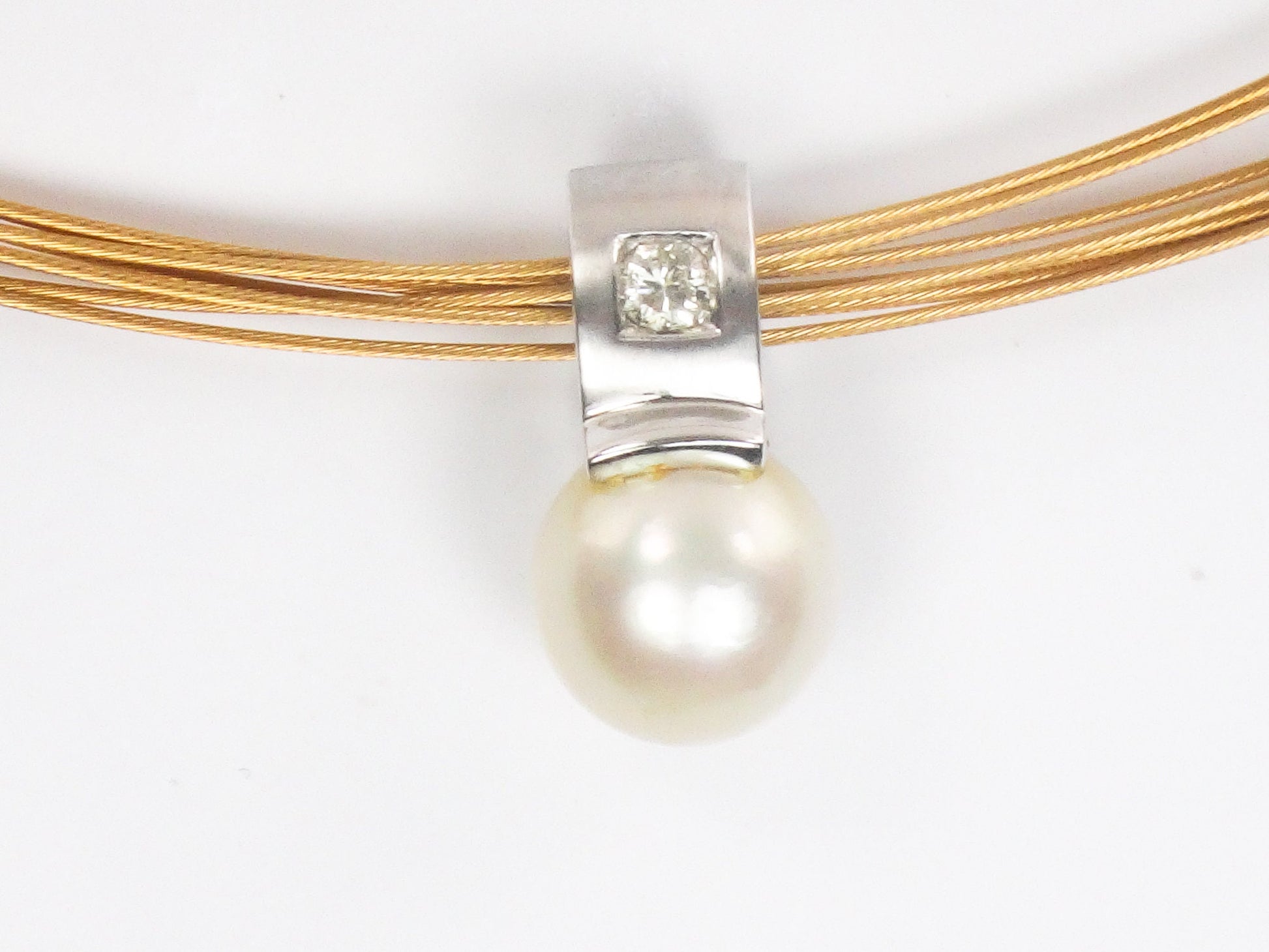 Vintage 18k Gold Pearl Diamond Pendant Necklace: 9.5mm Saltwater Pearl Bridal Jewelry