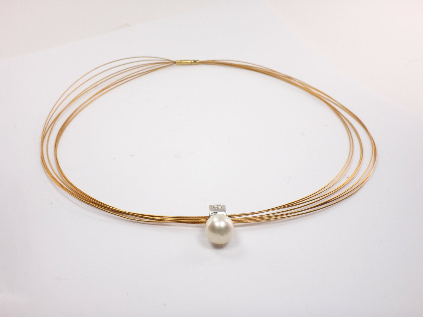 Vintage 18k Gold Pearl Diamond Pendant Necklace: 9.5mm Saltwater Pearl Bridal Jewelry