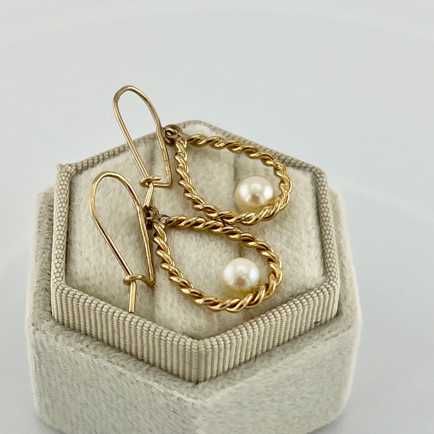 Vintage 14k Yellow Solid Gold Cultured Pearl Dangle Earrings, Bridal Teardrop Shaped Earrings