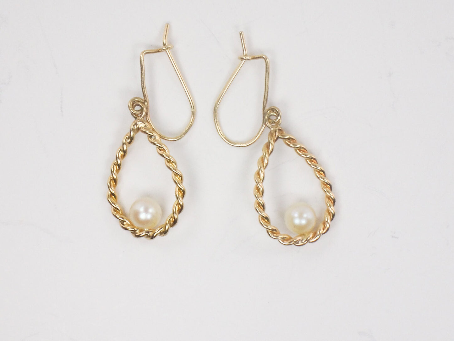 Vintage 14k Yellow Solid Gold Cultured Pearl Dangle Earrings, Bridal Teardrop Shaped Earrings