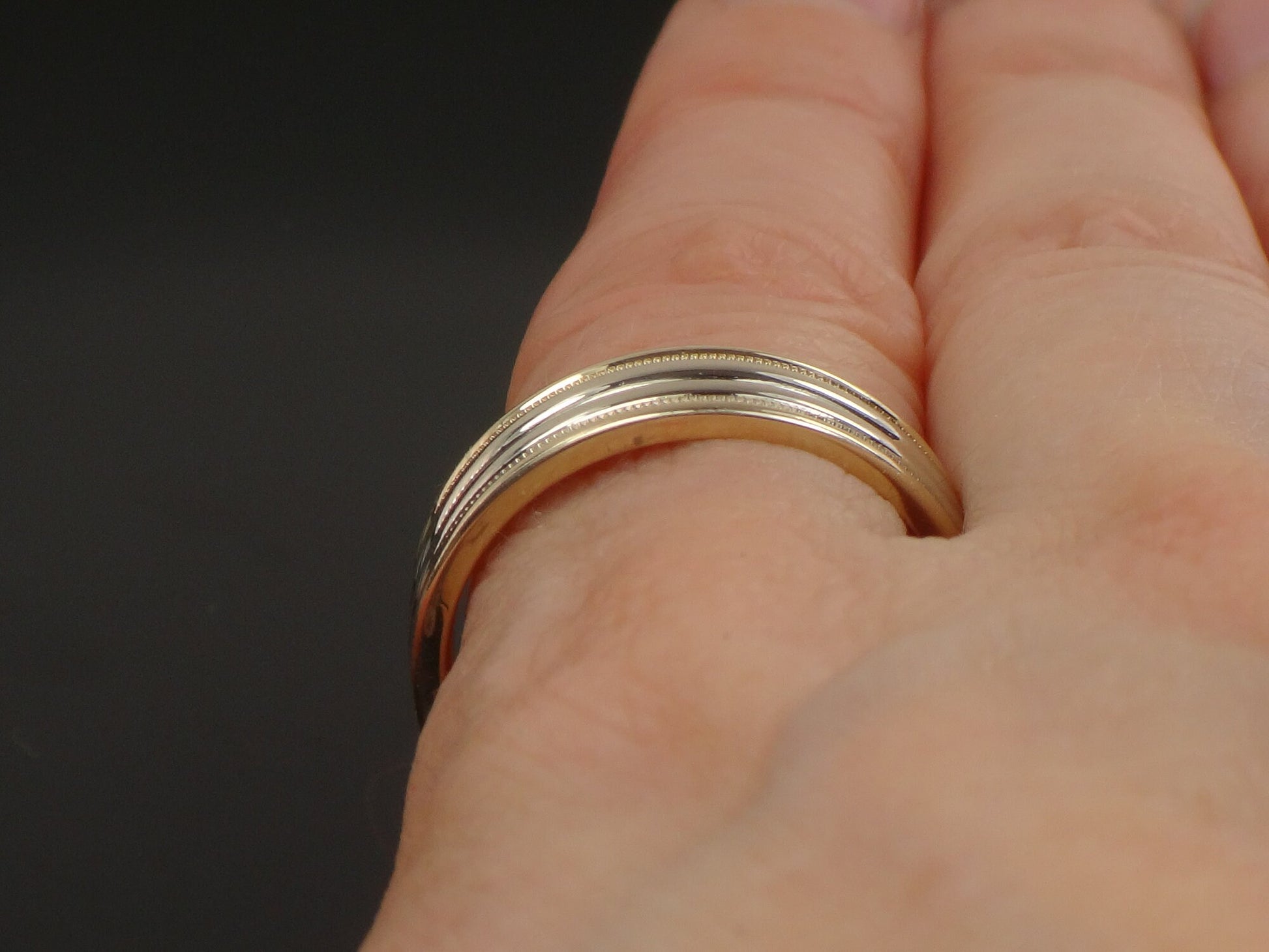 Vintage 14k Two Tone Gold Ribbed Wedding Band, Unisex or Men's Wedding Ring, Size 9.75