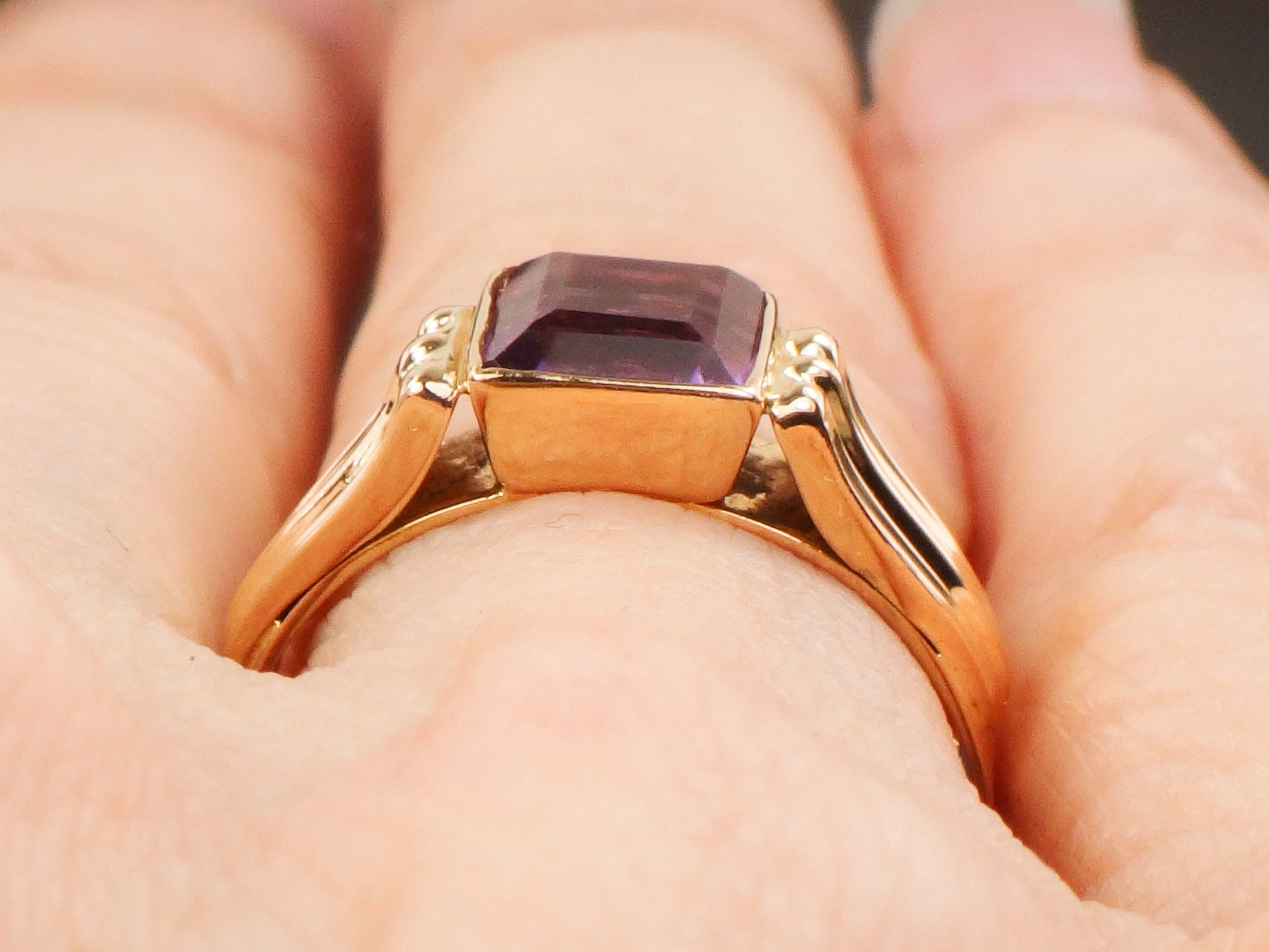 Vintage 18k Yellow Gold Natural Amethyst Ring Purple February Birthstone Ring Size 5