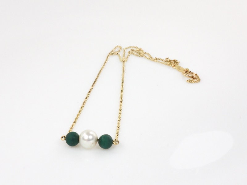 Vintage Mikimoto 14k Gold 6 MM Japanese Cultured Pearl and Malachite Choker Necklace 14.5"