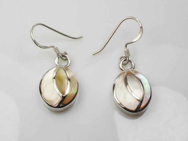 Vintage Sterling Silver Mother of Pearl Dangle Earrings