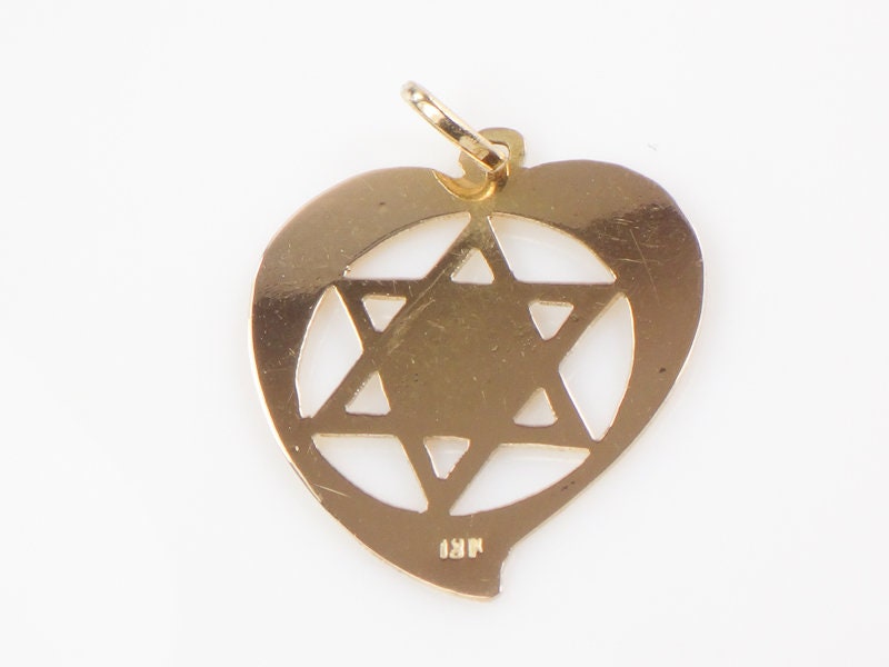 Vintage 18k Yellow Gold Jewish Star in Heart Pendant - Star of David Charm
