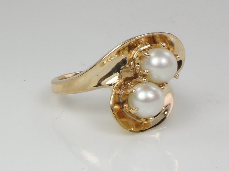 Vintage 14k Yellow Gold Pearl Toi et Moi Ring - Baden and Foss, Size 4.25