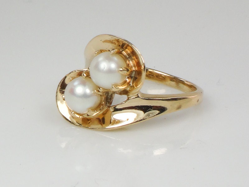 Vintage 14k Yellow Gold Pearl Toi et Moi Ring - Baden and Foss, Size 4.25