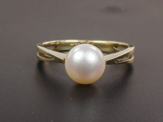 Vintage Solid 14k Yellow Gold White Cultured Pearl Ring, Modern Style June Birthstone Size 5.5