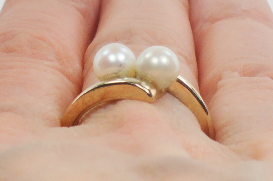 14k Double Pearl Ring - Vintage Yellow Gold Toi et Moi Ring - June Birthstone - Size 6 - Fine Jewelry