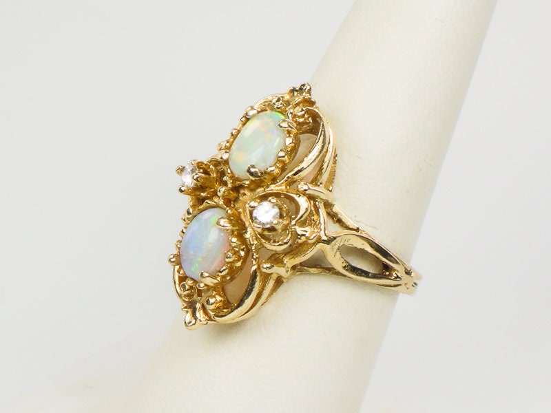 Vintage 14k Yellow Gold Two Natural Opals and Diamond Ring October Birthstone Size 7.25