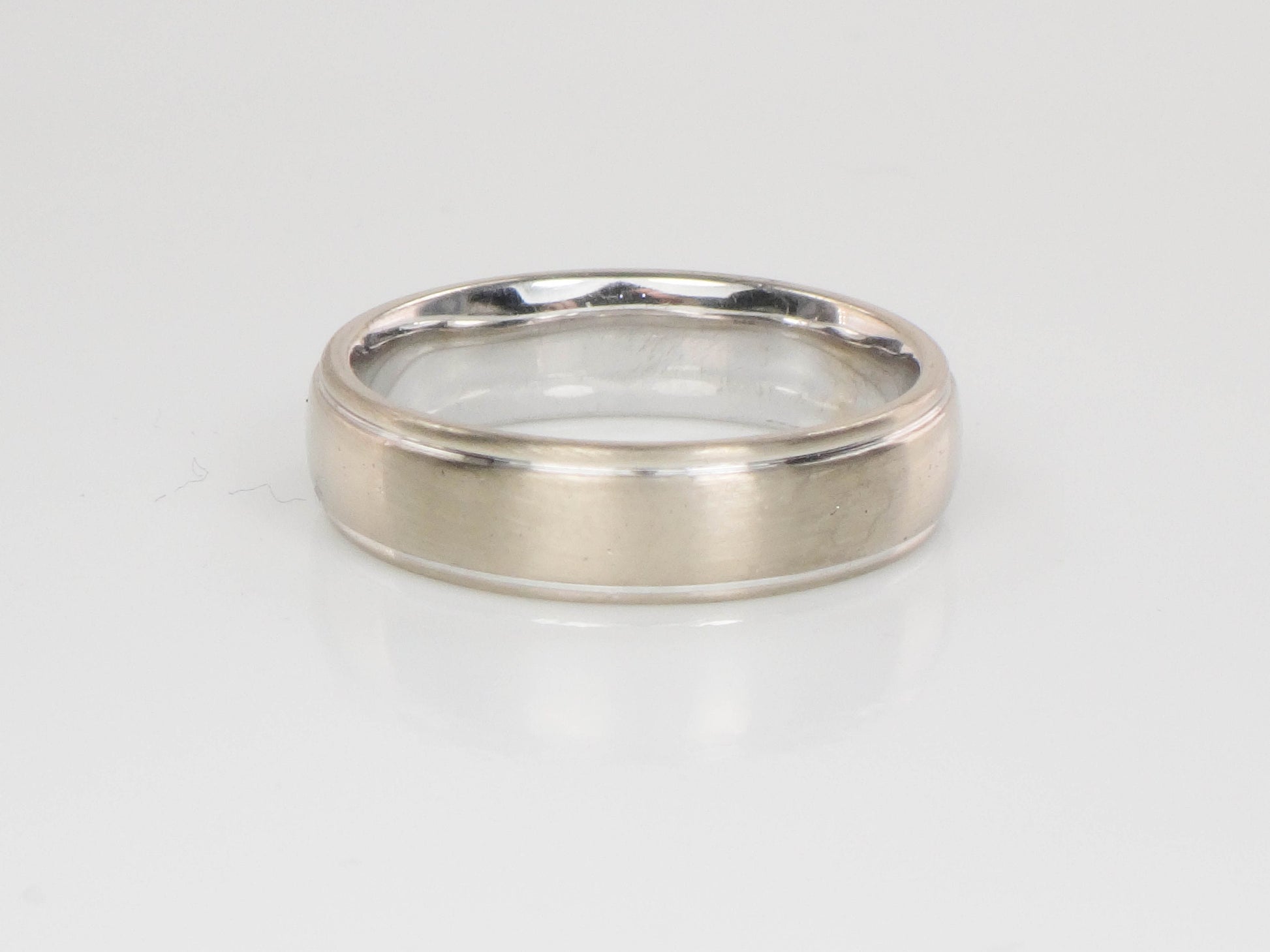 Vintage 14k White Gold Wedding Band 5 MM Wedding Ring Size 7