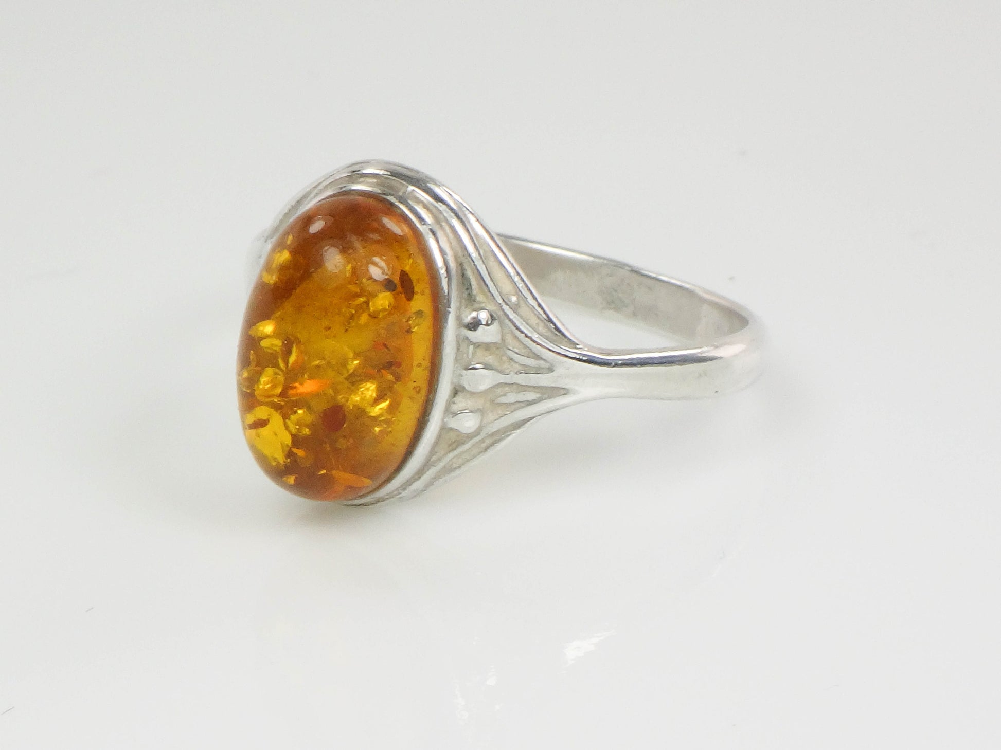 Vintage Sterling Silver Amber Ring: Art Nouveau Style, Size 8.5