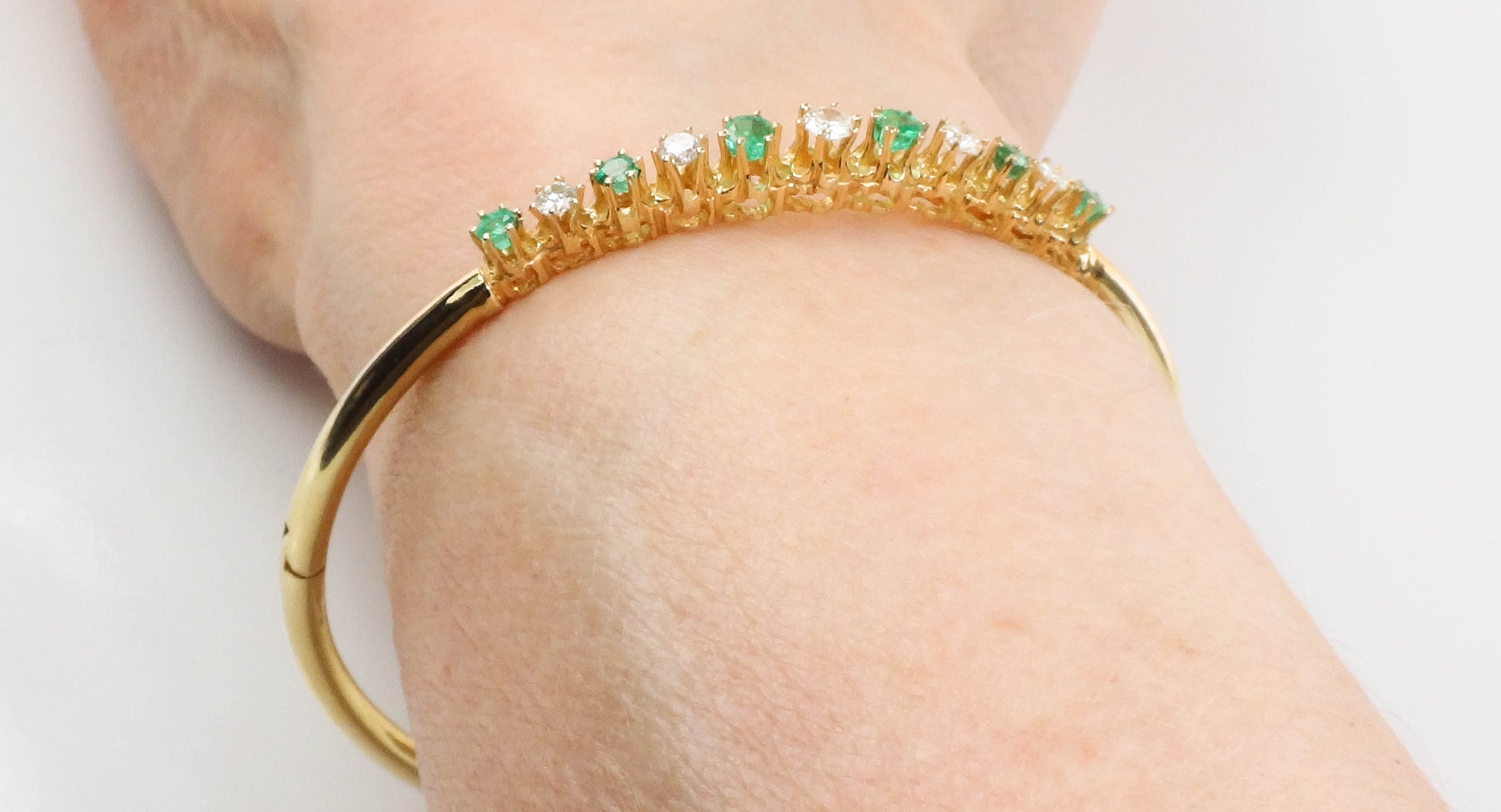 Vintage 14k Yellow Gold Natural Emerald and Diamond Bangle Bracelet - Bridal Bracelet - Small Size 6.75"