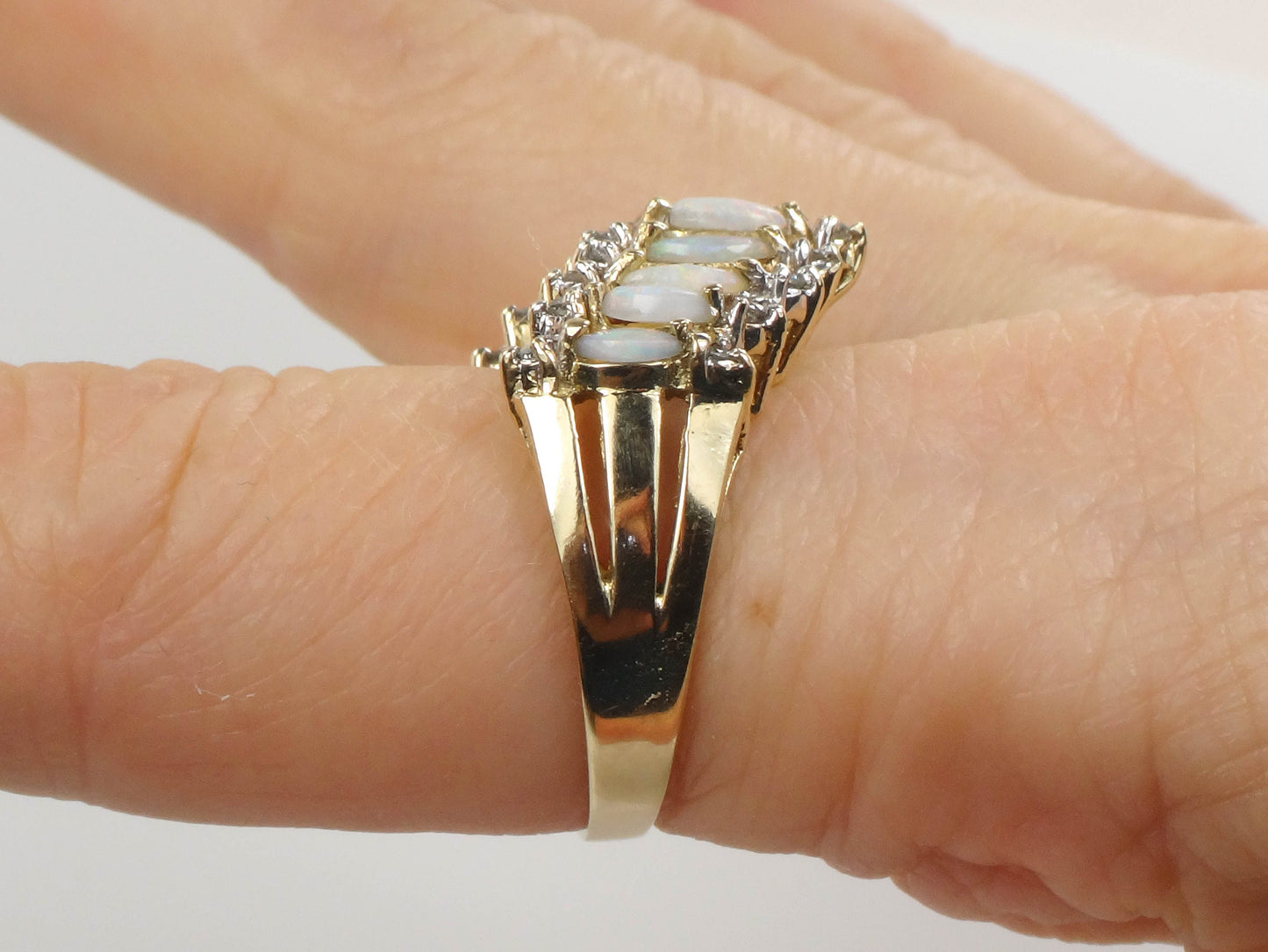 Vintage 14k Yellow Gold Opal Diamond V Ring, Size 8.5