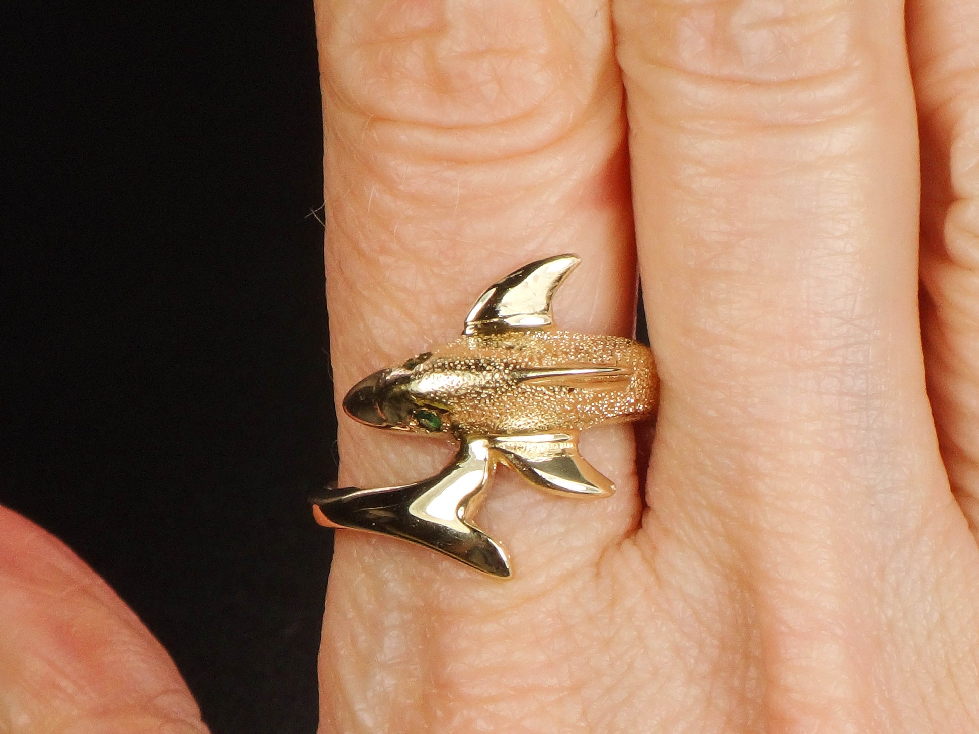 Vintage 14k Yellow Gold Dolphin Ring: Emerald Eyes, Nautical Jewelry, Size 8.5