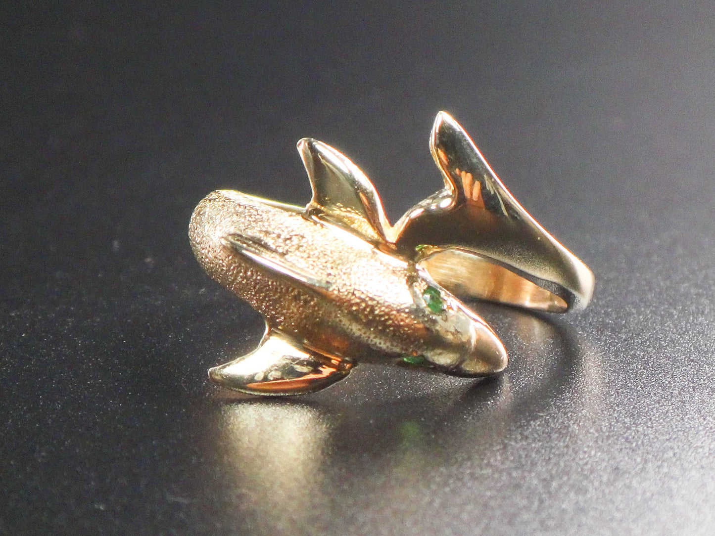 Vintage 14k Yellow Gold Dolphin Ring: Emerald Eyes, Nautical Jewelry, Size 8.5