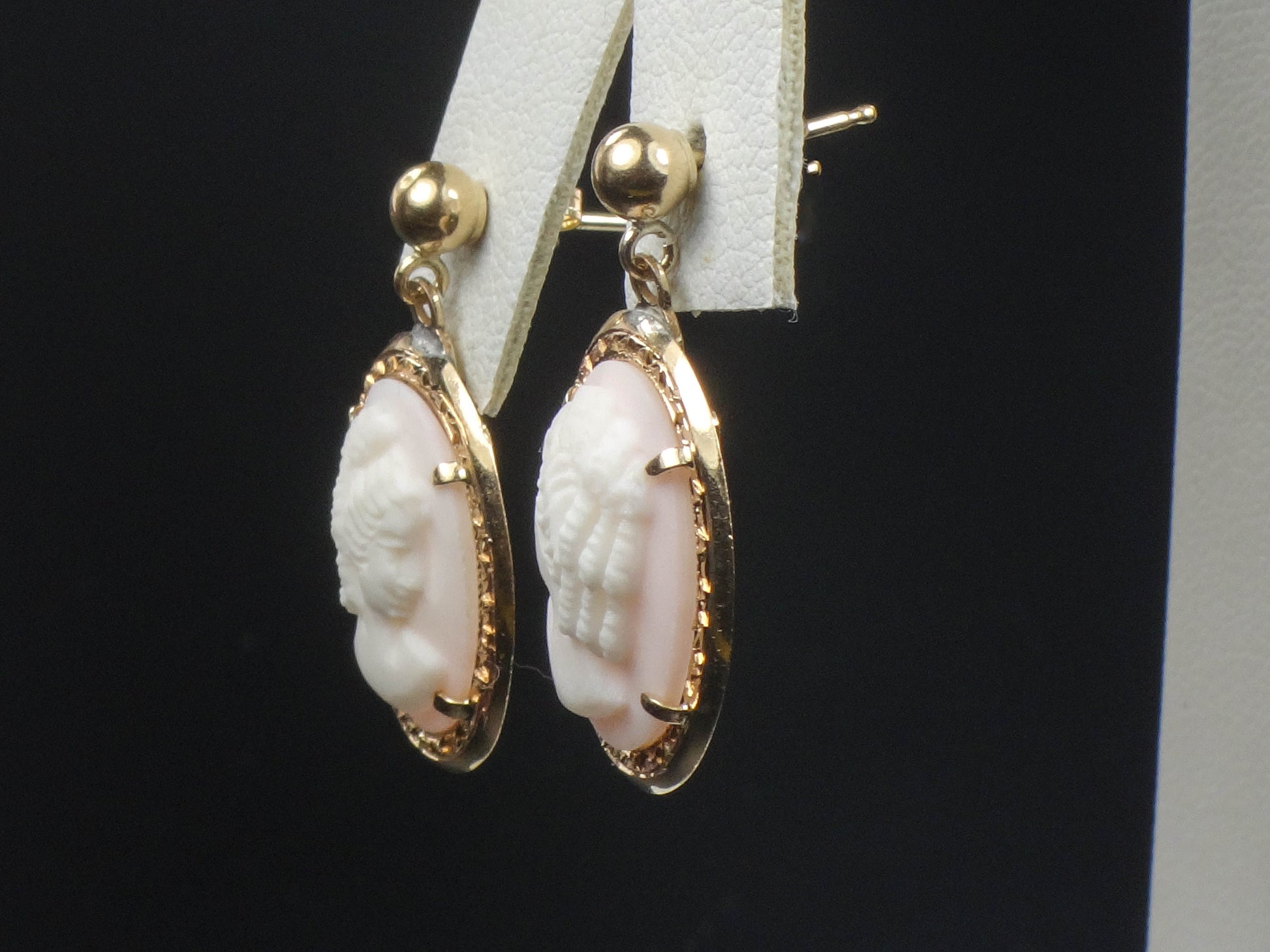 Vintage 14k Yellow Gold Shell Cameo Dangle Earrings with Post Backs