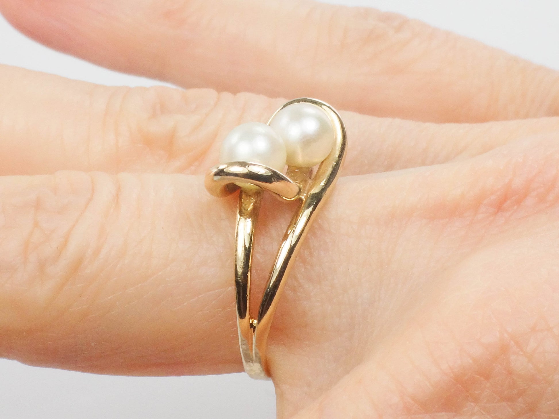 Vintage 14k Yellow Gold Pearl Ring: Moi et Toi Style, Size 6.75