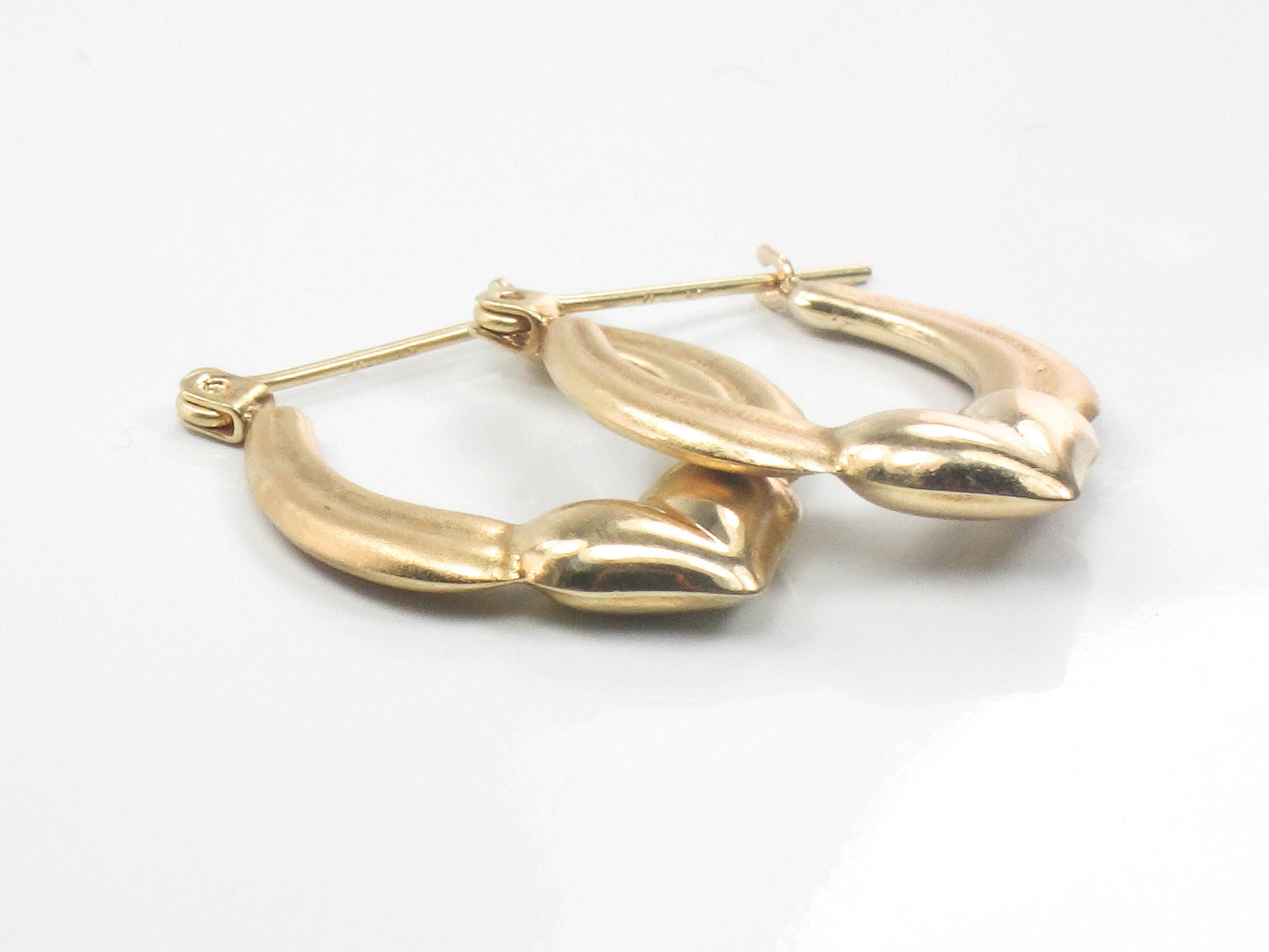 Vintage 14k Yellow Gold Heart Hoop Earrings