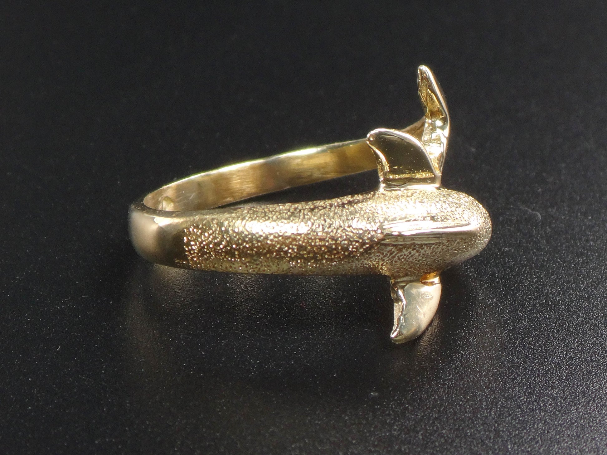 Vintage 14k Yellow Gold Dolphin Ring: Emerald Eyes, Nautical Jewelry, Size 8.5