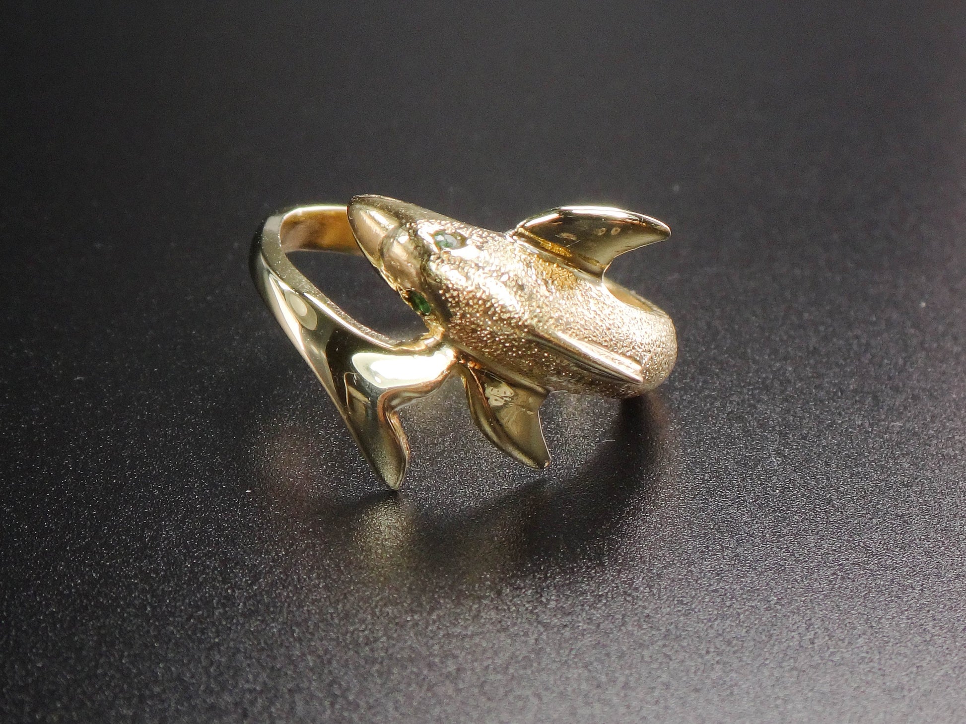 Vintage 14k Yellow Gold Dolphin Ring: Emerald Eyes, Nautical Jewelry, Size 8.5