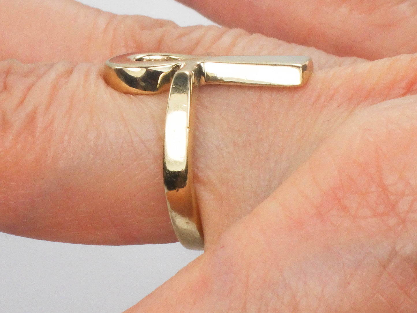 Vintage 14k Gold Ankh Ring, 14k Gold Egyptian Ankh Ring, Everyday Ring, Size 5.25