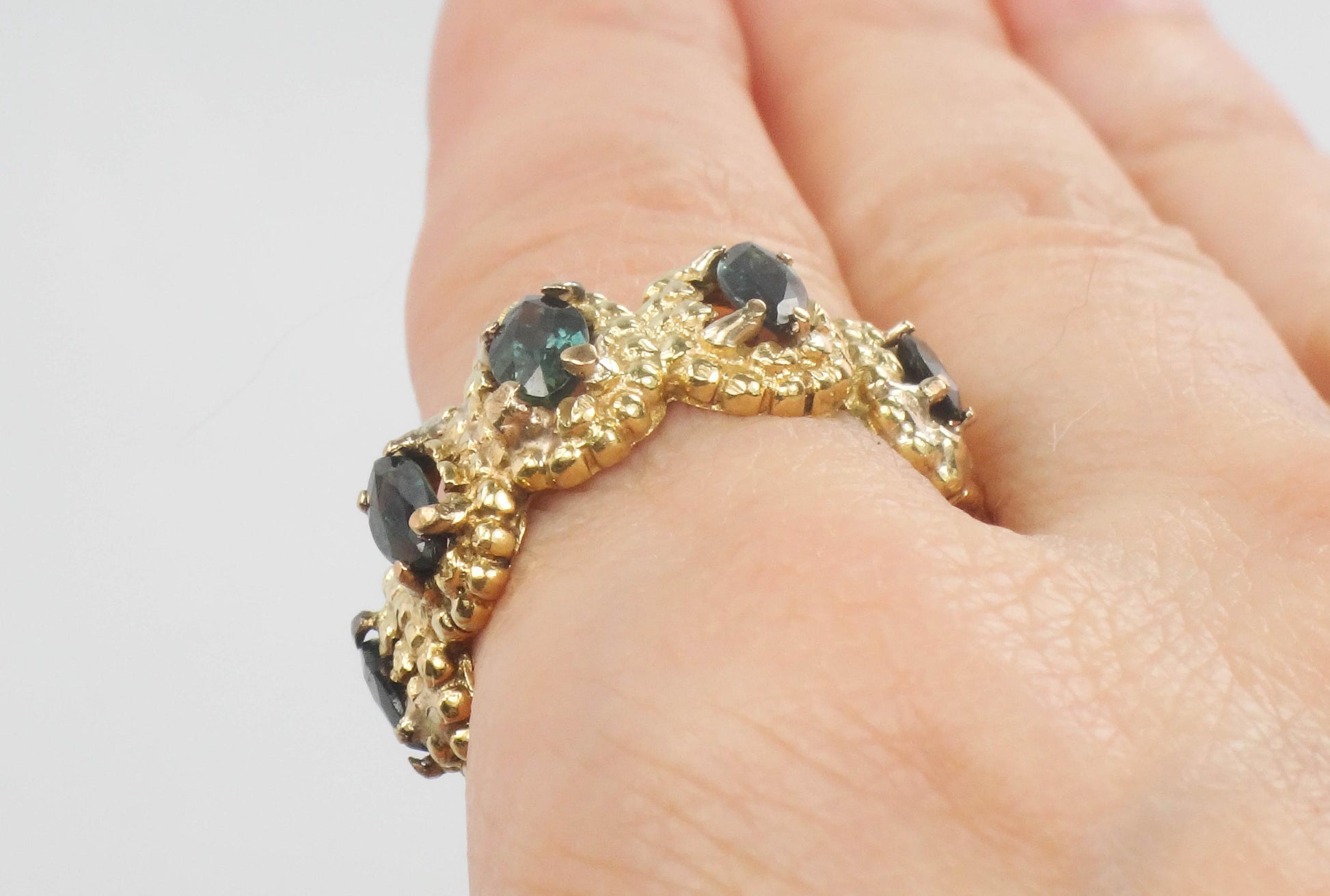 Vintage Wide 18k Yellow Gold Blue Marquise Natural Sapphire Eternity Ring Size 8.25