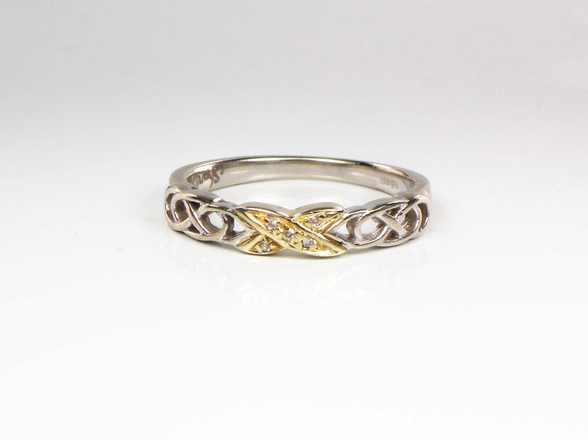 Two Tone Gold Diamond Wedding Band - Vintage Solid 14k Thin Irish Celtic Design Ring Size 7 - Fine Jewelry