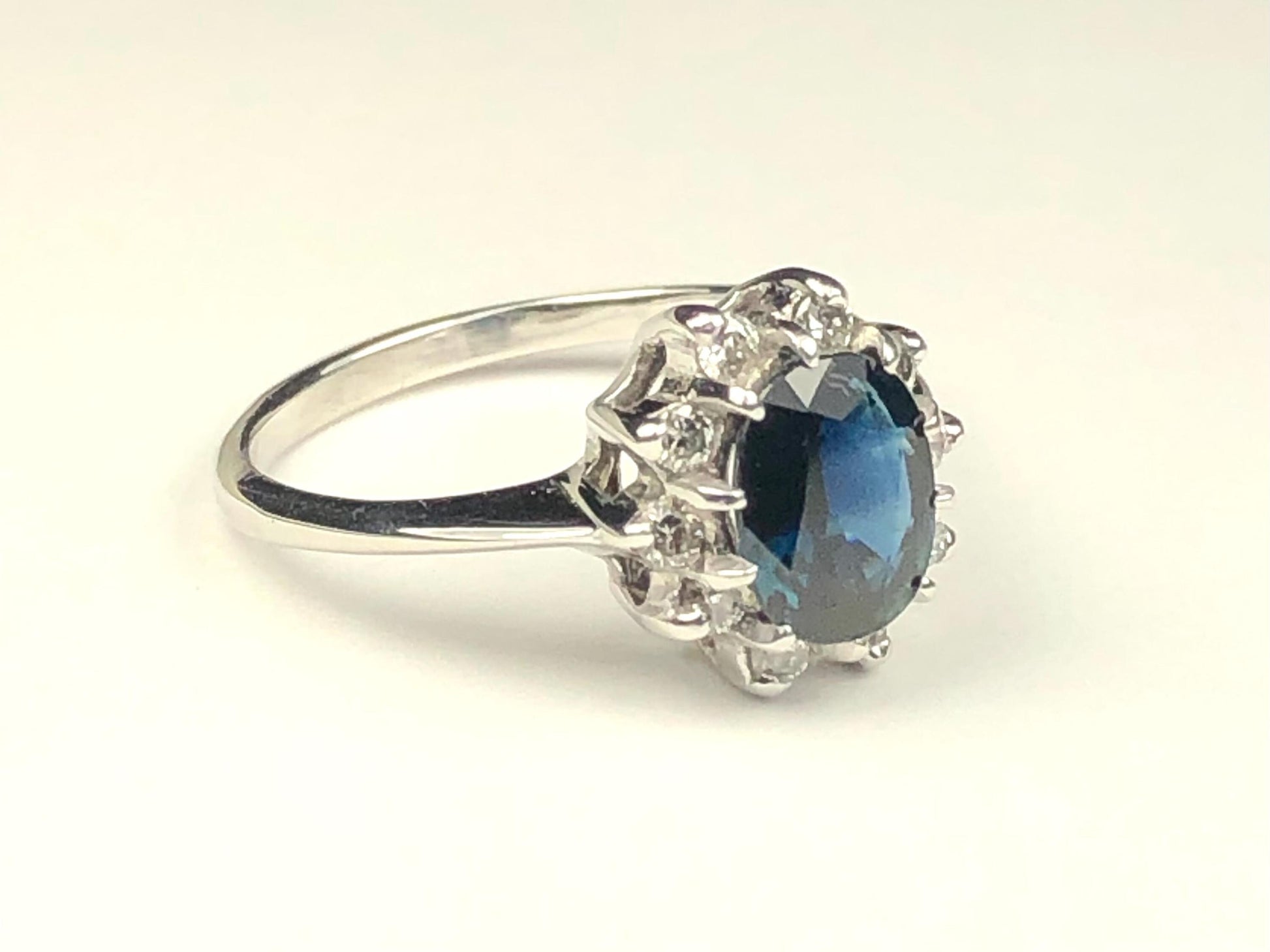 Vintage 14k White Gold Blue Sapphire Diamond Halo Ring September Birthstone Size 7