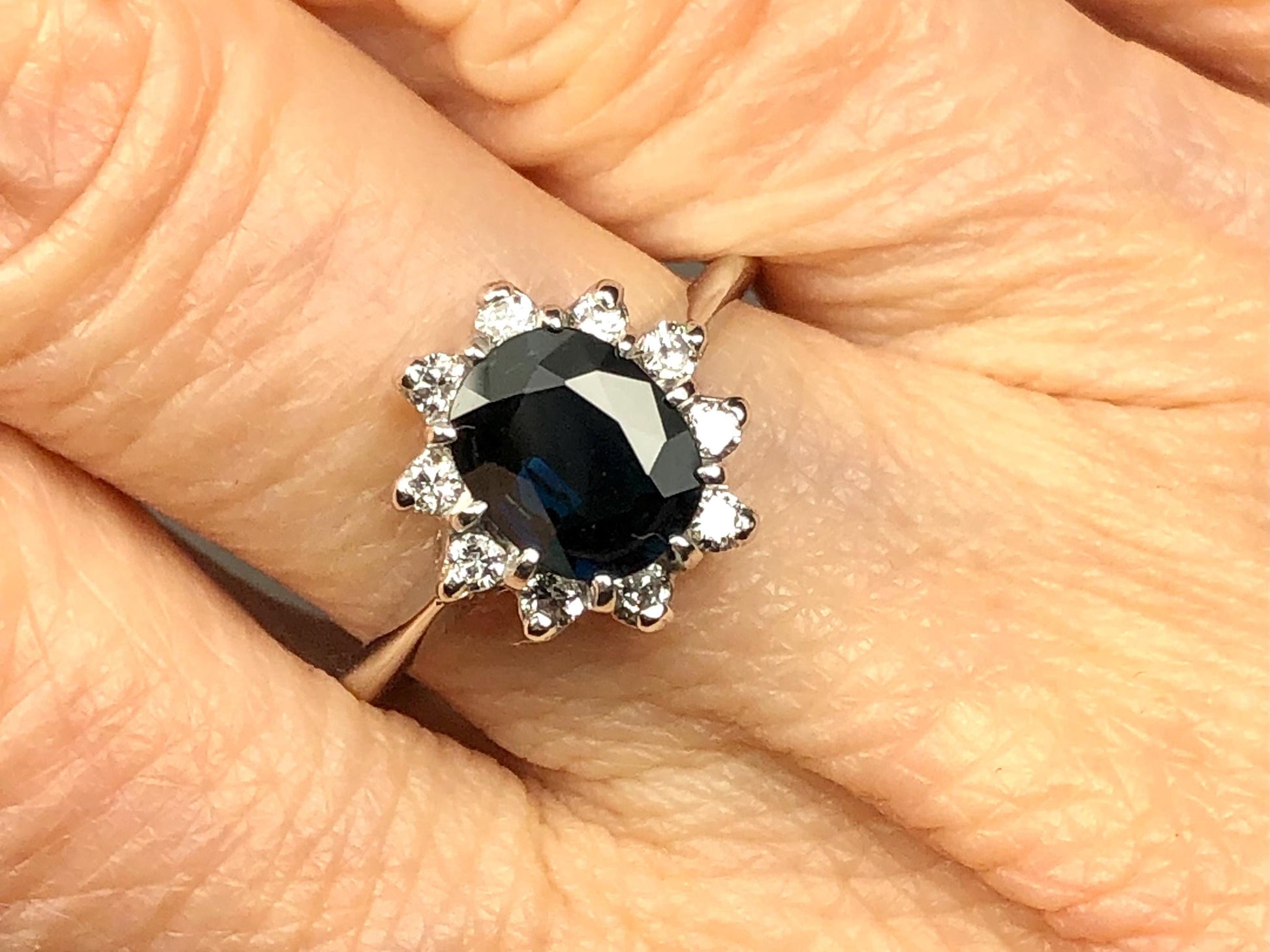 Vintage 14k White Gold Blue Sapphire Diamond Halo Ring September Birthstone Size 7