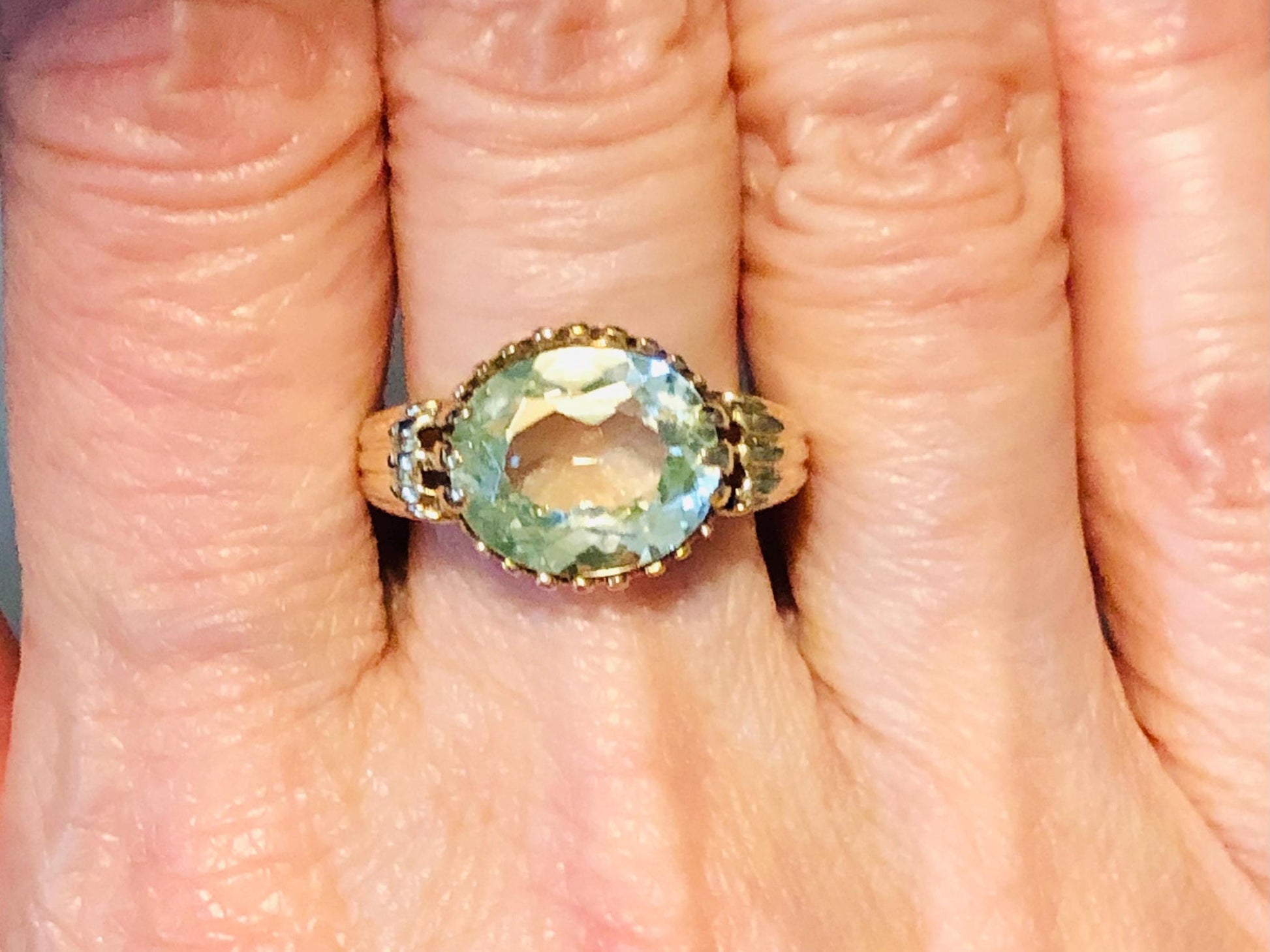 Vintage 10k Yellow Gold Sideways Green Spinel Ring August Birthstone Color Ring Size 5
