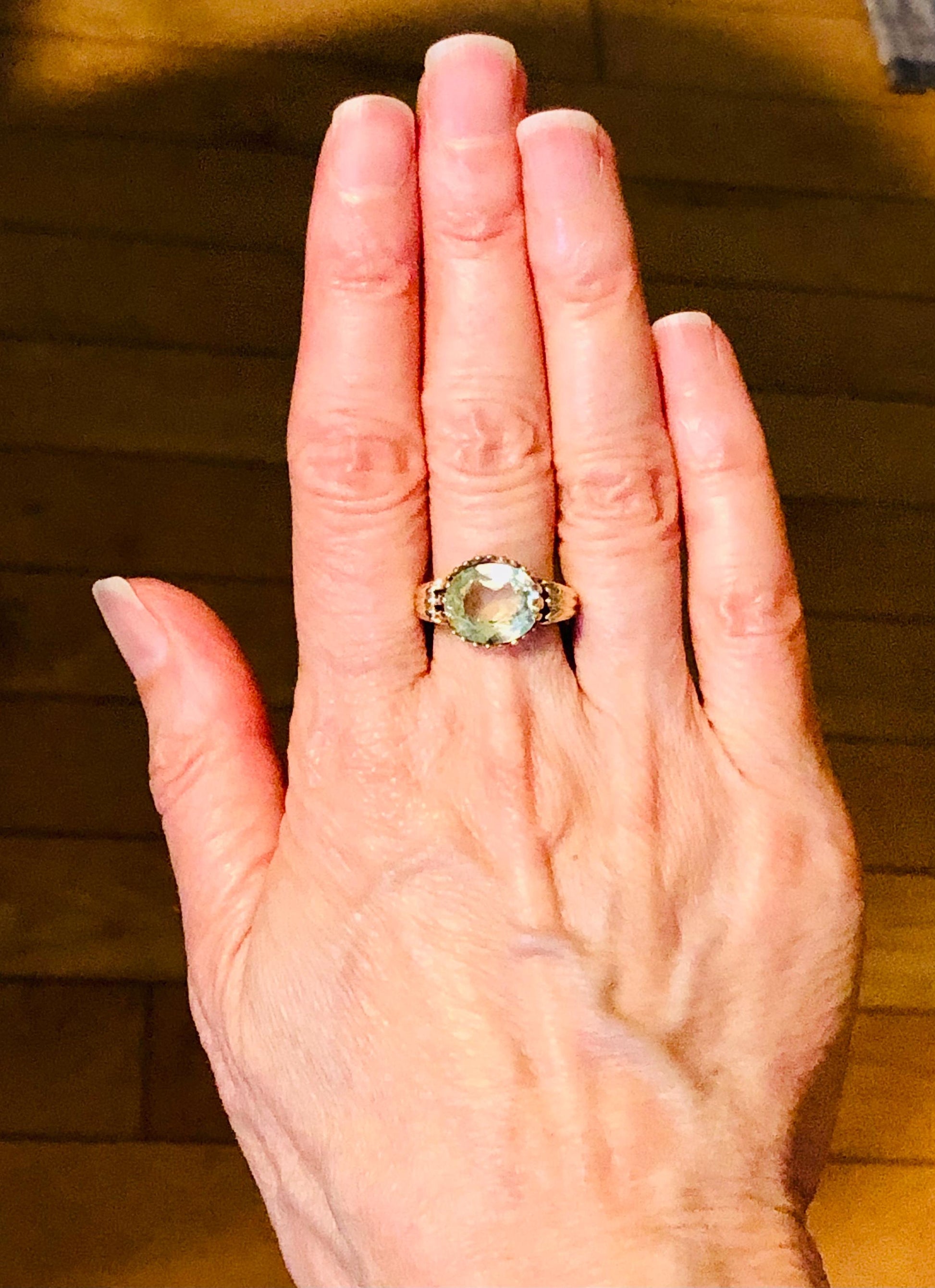 Vintage 10k Yellow Gold Sideways Green Spinel Ring August Birthstone Color Ring Size 5