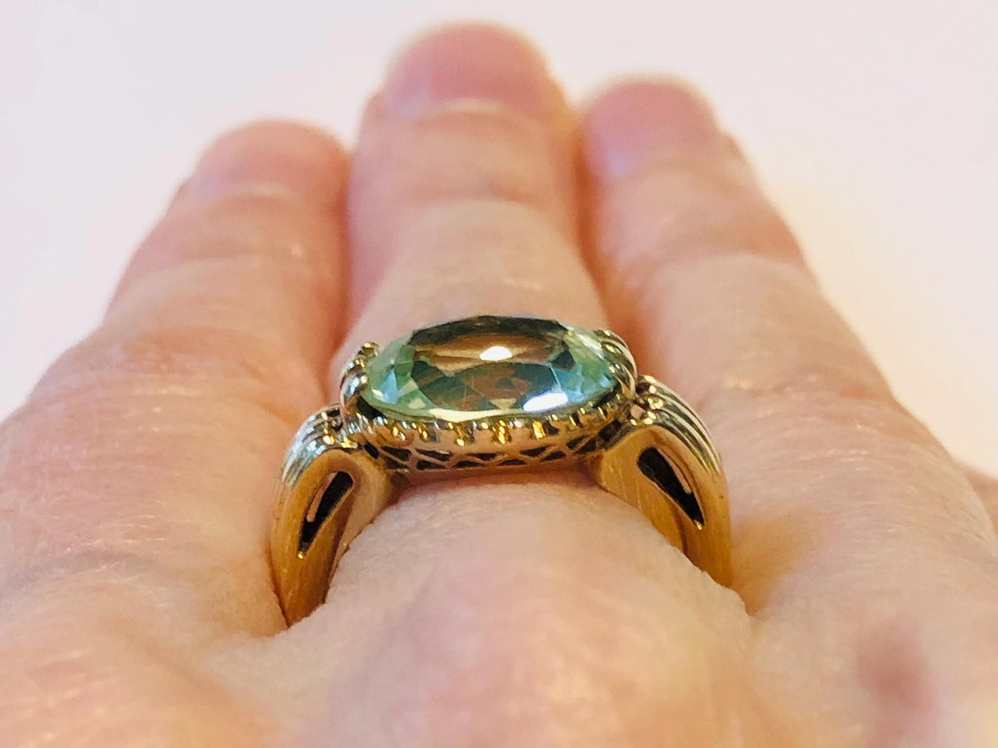 Vintage 10k Yellow Gold Sideways Green Spinel Ring August Birthstone Color Ring Size 5