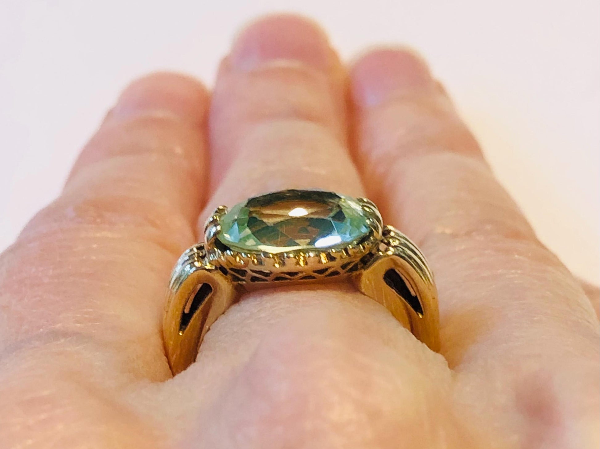 Vintage 10k Yellow Gold Sideways Green Spinel Ring August Birthstone Color Ring Size 5