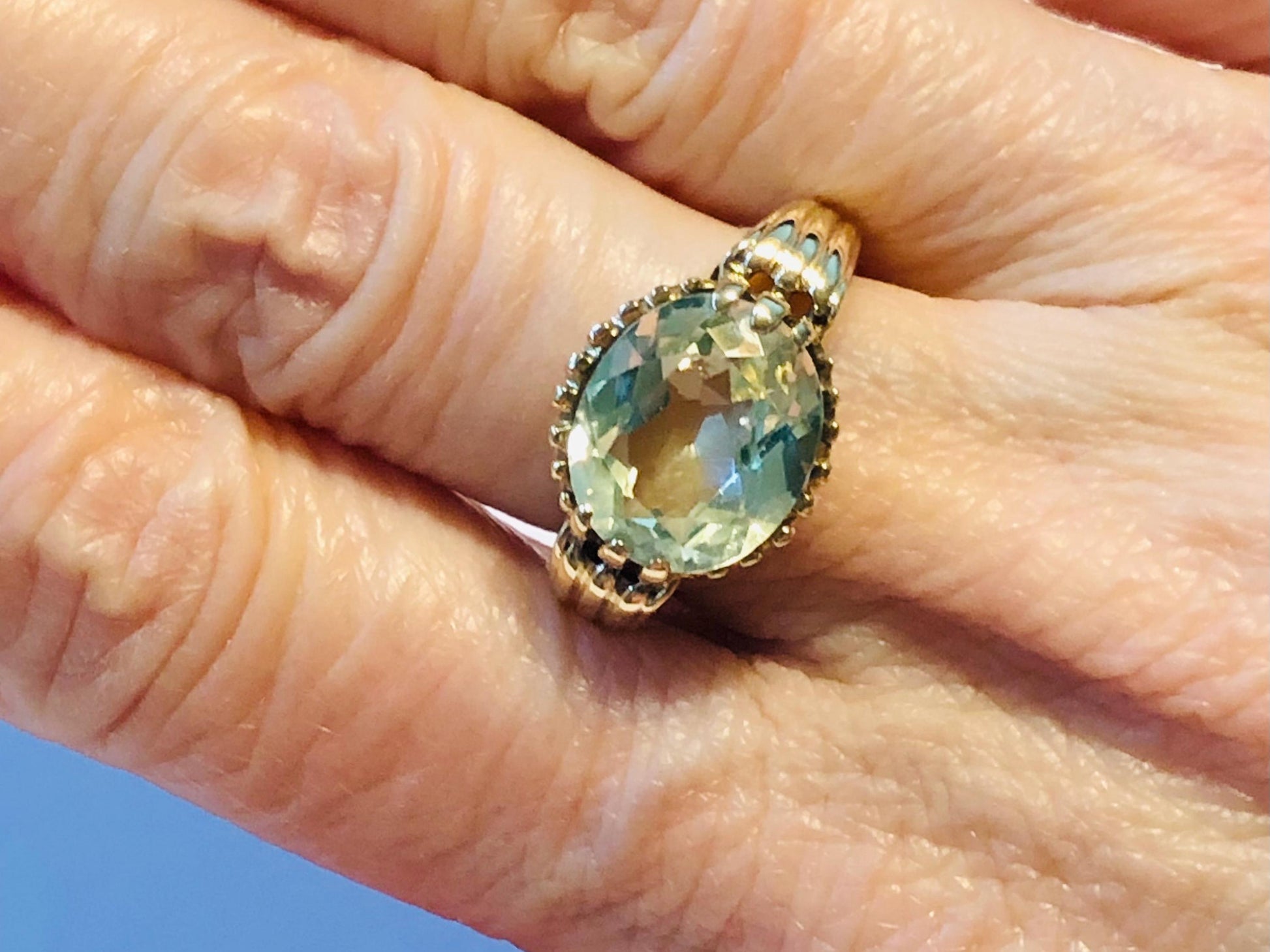 Vintage 10k Yellow Gold Sideways Green Spinel Ring August Birthstone Color Ring Size 5