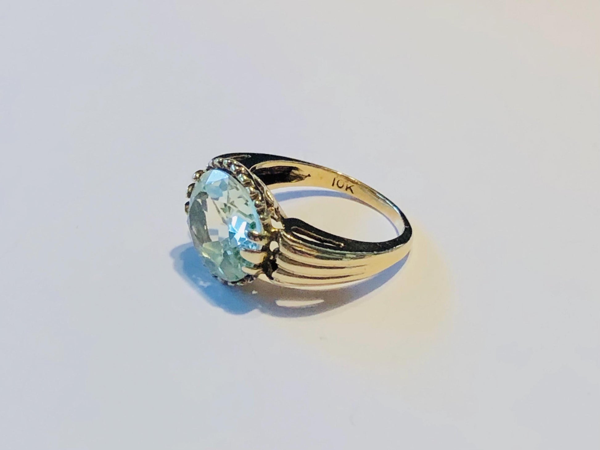 Vintage 10k Yellow Gold Sideways Green Spinel Ring August Birthstone Color Ring Size 5