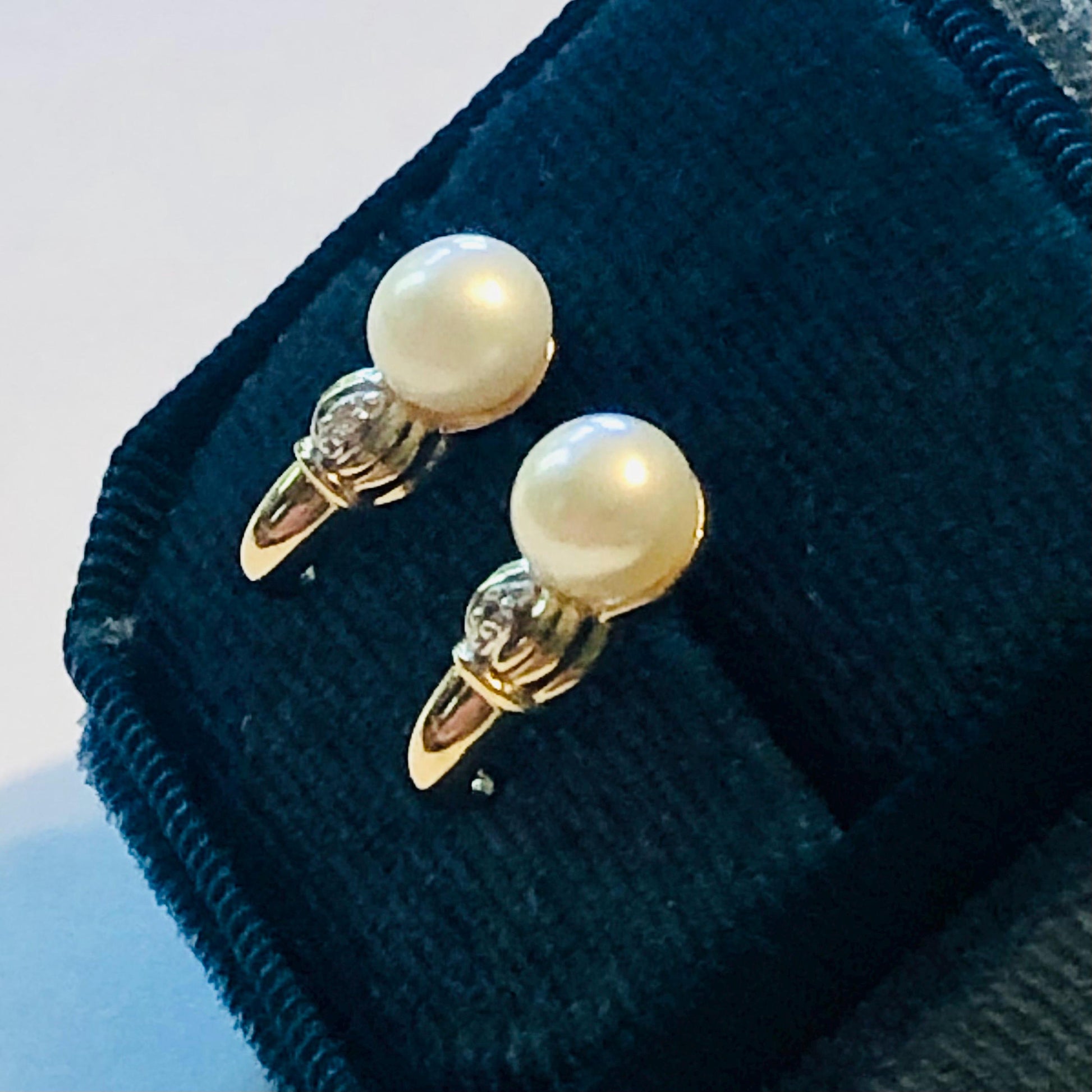 Vintage 10k Yellow Gold Pearl Diamond Stud Earrings: Bridal Button Pearl