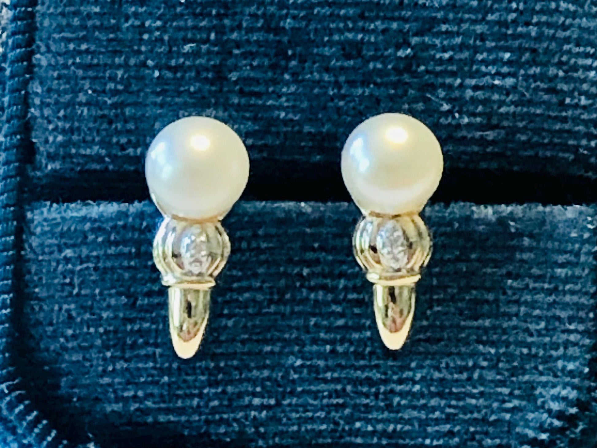 Vintage 10k Yellow Gold Pearl Diamond Stud Earrings: Bridal Button Pearl