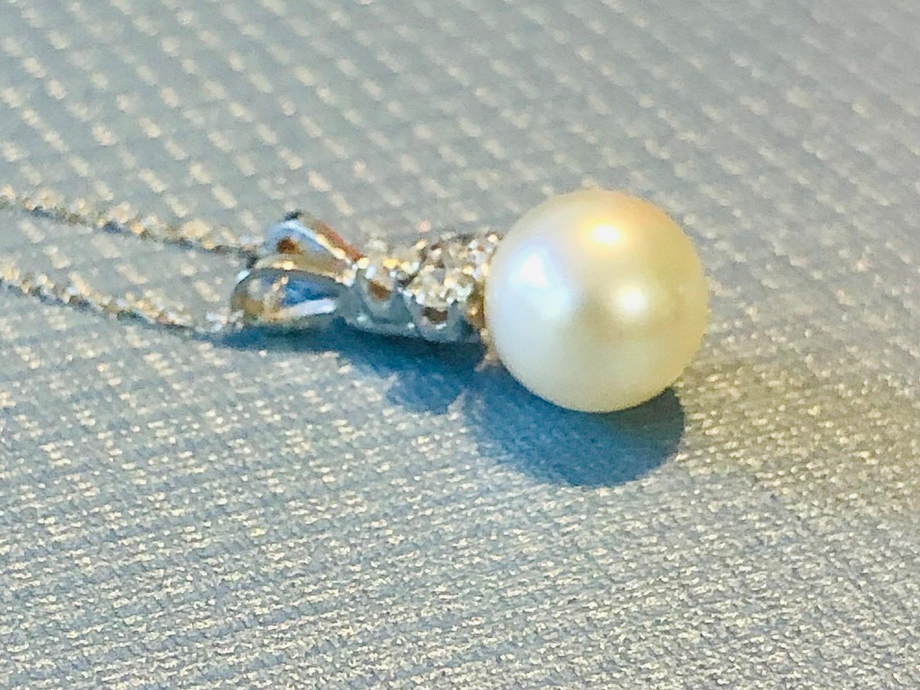 Vintage 14k Gold Pearl and Diamond Necklace, 8.1 mm White Cultured Pearl Pendant, Bridal Necklace, 18"