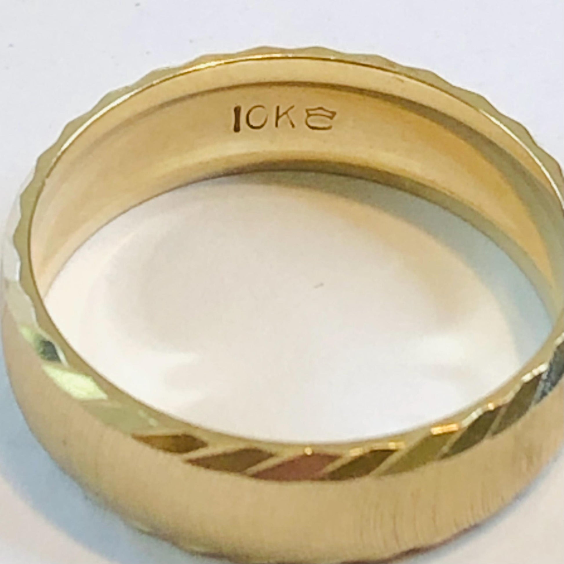 Vintage 10k Yellow Gold Wedding Band 6 mm Solid Gold Wedding Ring - Men's Wedding Band - Size 10
