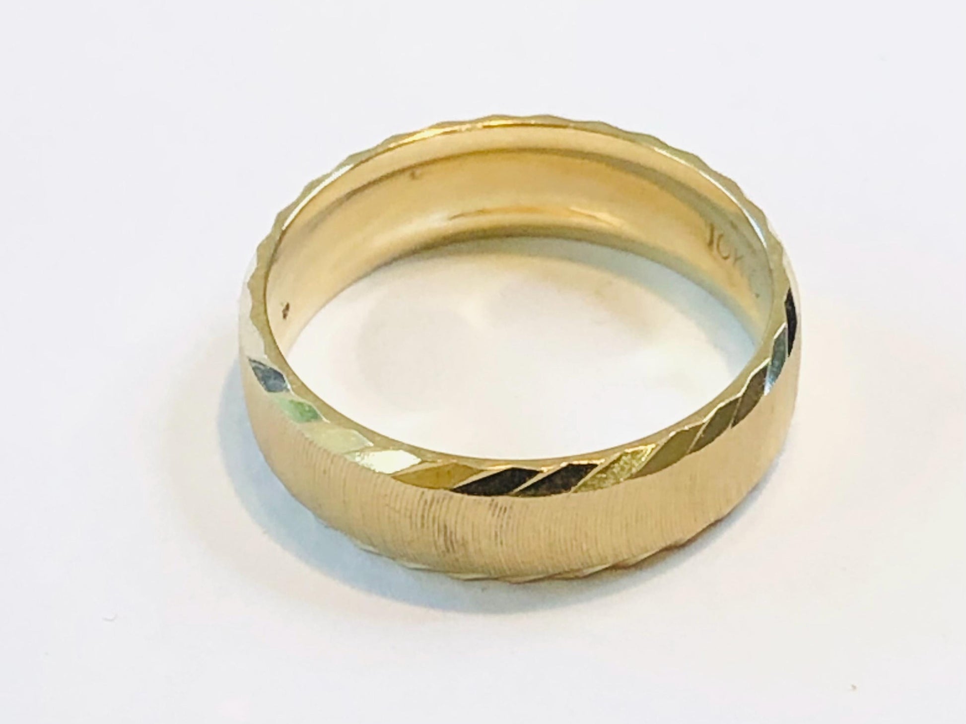 Vintage 10k Yellow Gold Wedding Band 6 mm Solid Gold Wedding Ring - Men's Wedding Band - Size 10