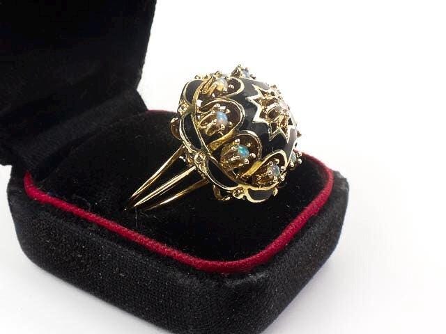 Vintage 14k Yellow Gold Opal Diamond and Black Enamel Dome Ring Opal Star Ring Size 7.25
