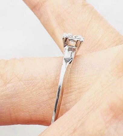 Vintage 14k White Gold Round Solitaire Diamond Ring Approx .25 Carats Natural Diamond Ring Size 8