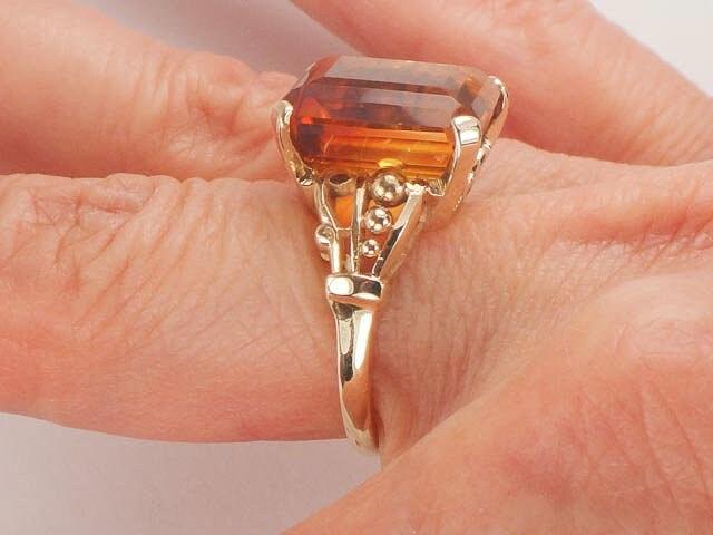 Vintage 10k Gold Citrine Ring: 8 CT Rectangle Cut November Birthstone, Size 6