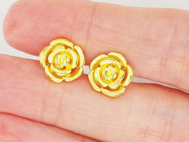 Vintage Yellow Gold Flower Stud Earrings, 21.6k 900 Gold Rose Stud Earrings