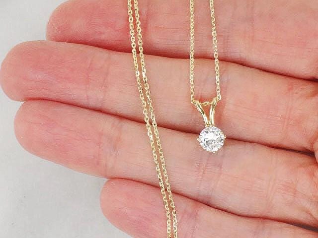 Diamond Necklace - Vintage 14k Yellow Gold Natural Round Gemstone Pendant - Approx. .55 Carats 18" - Fine Jewelry