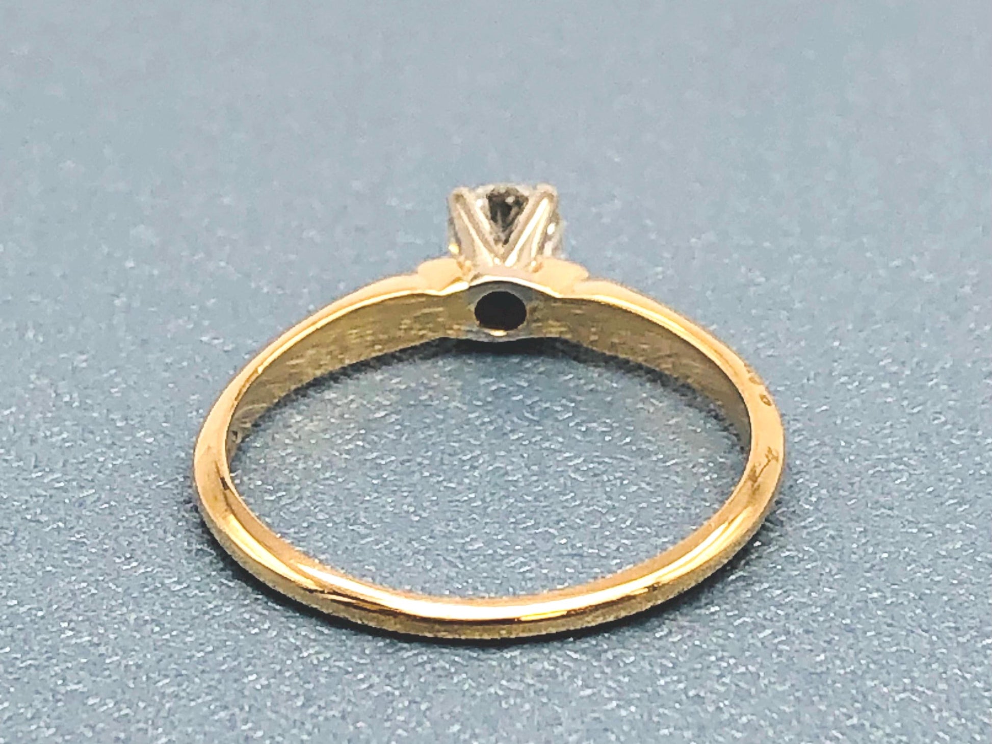 Vintage 18k Yellow Gold Natural Round Cut Diamond Engagement Ring, Solitaire Earth Mined Diamond Approximately .25 Carats, Size 5.75
