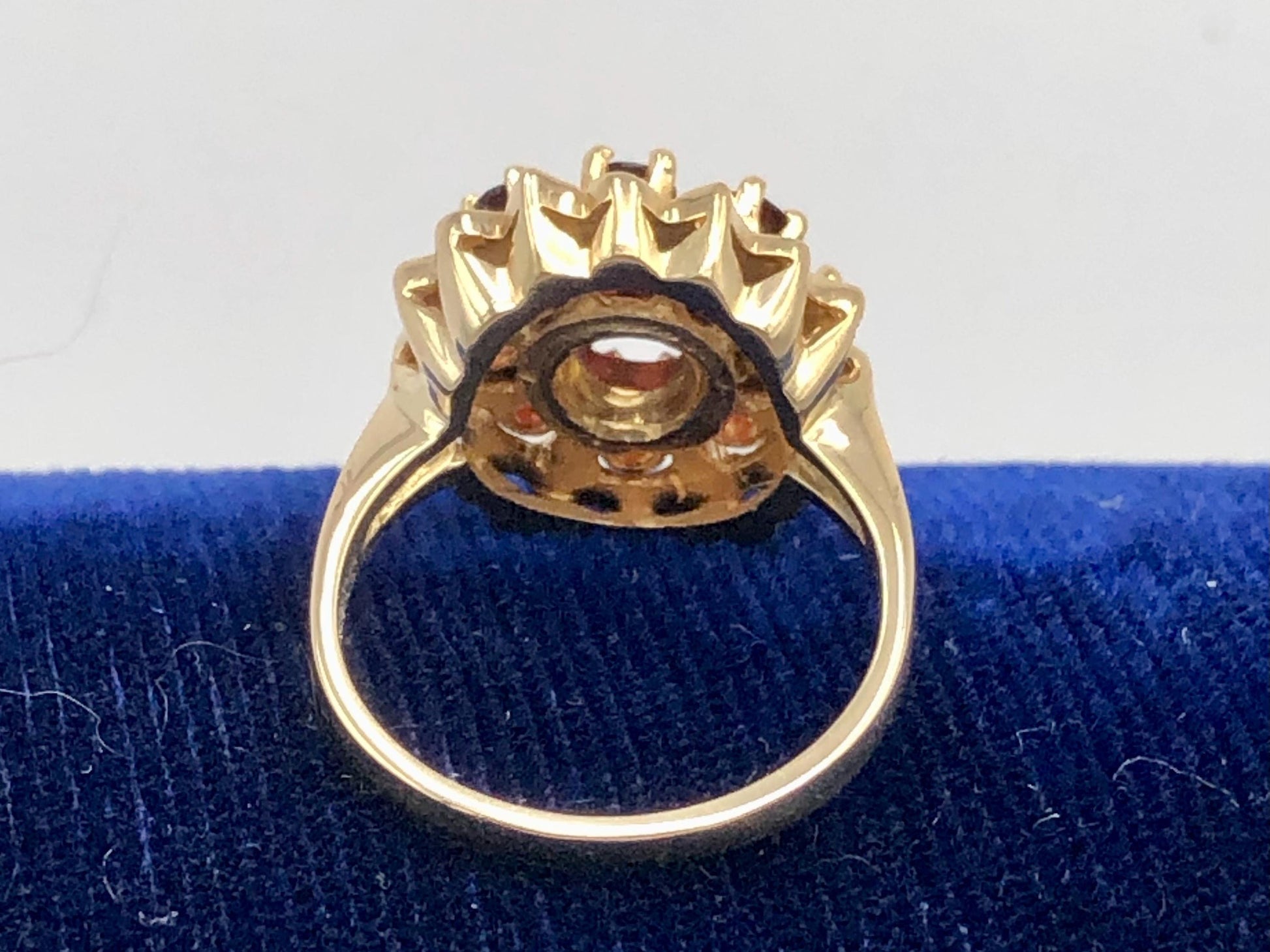 Vintage 14k Yellow Gold Garnet Cluster Ring with Black Enamel, Floral January Birthstone Ring, Size 7